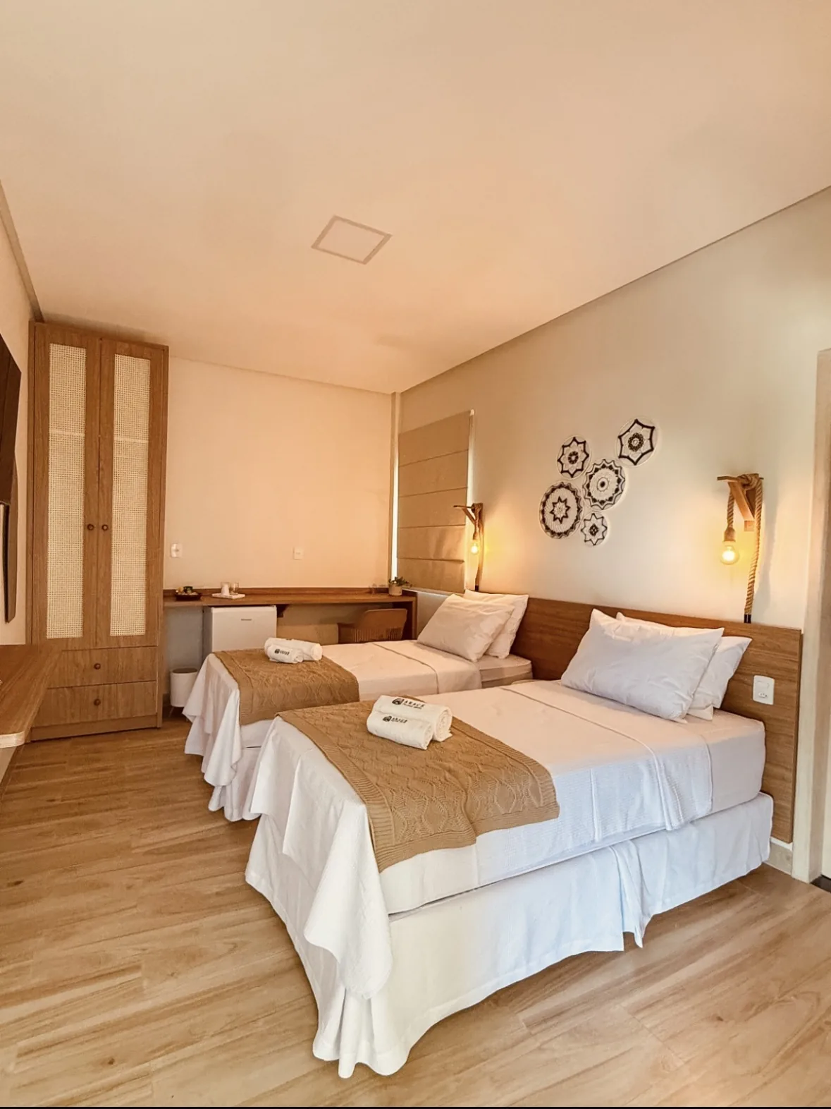 Quarto Duplo — Solteiro